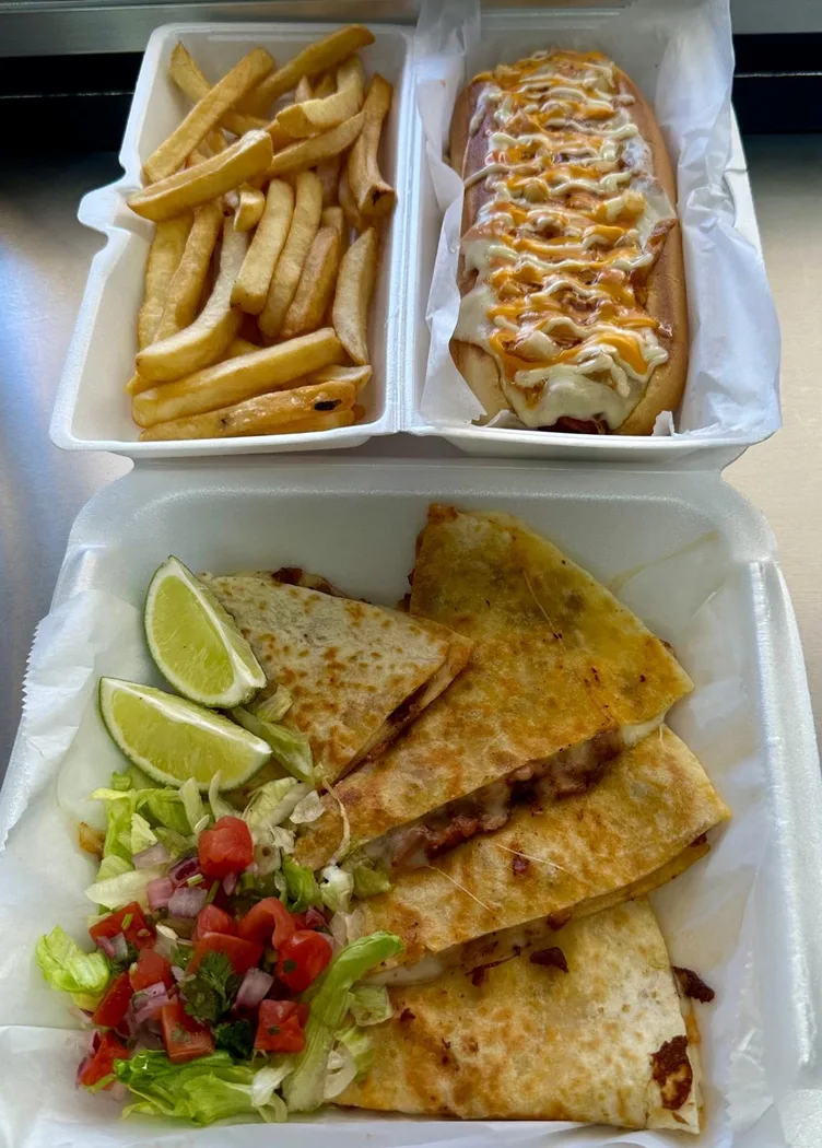 Delicious food truck meals from D'Reyes Delicias in Monroe, NC.